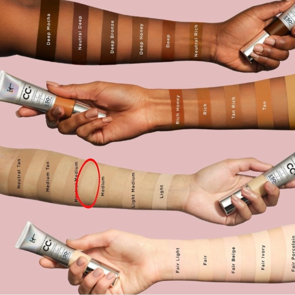 IT Cosmetics Medium CC Foundation - Picture 2 of 7